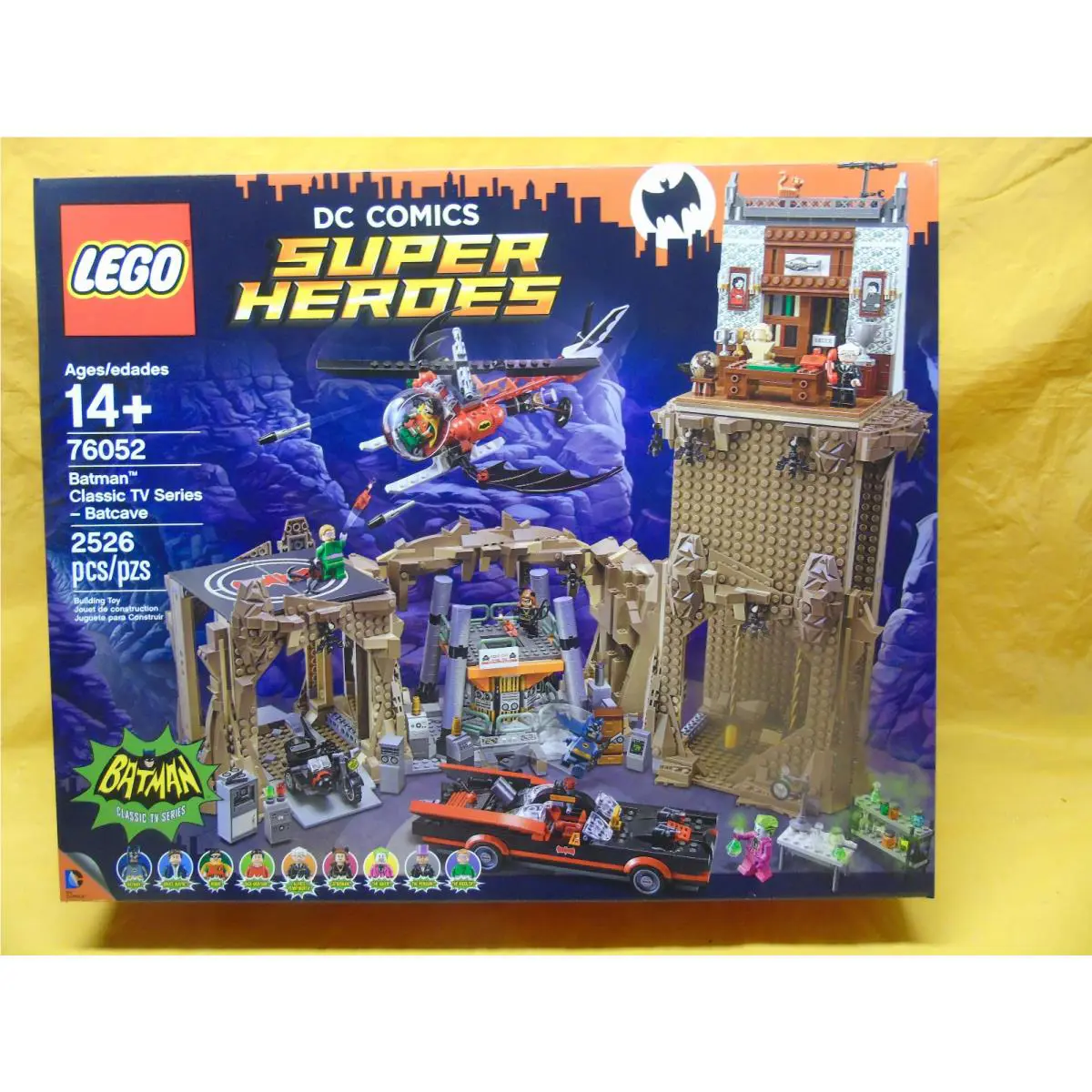 2016 Lego DC Comics Super Heroes: Batman TV Series - Batcave 76052