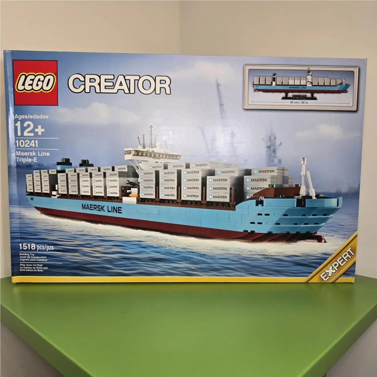 Lego Creator Expert: Maersk Line Triple-e 10241 Box