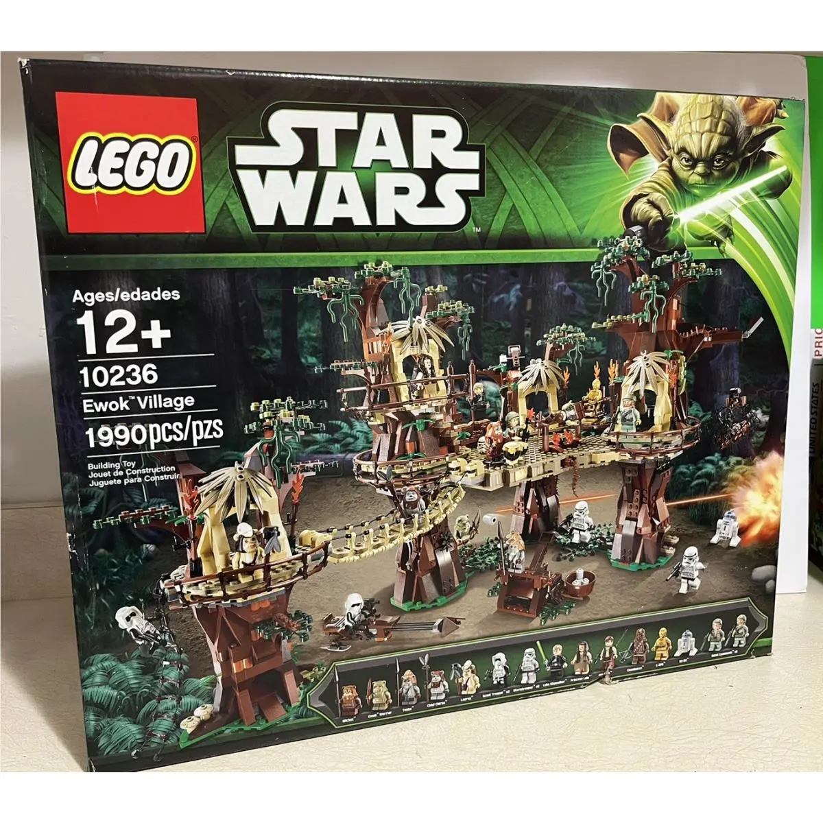 Lego Star Wars Ewok Village 10236 Imperfect