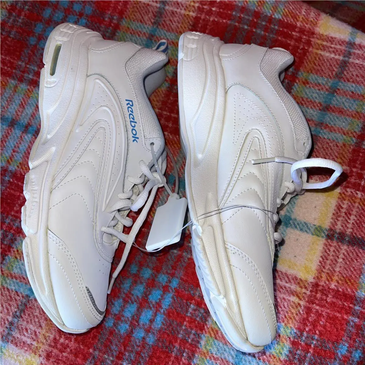 Reebok shoes - Reebok Classic White - Classic White - RB 605 PYE - White 4