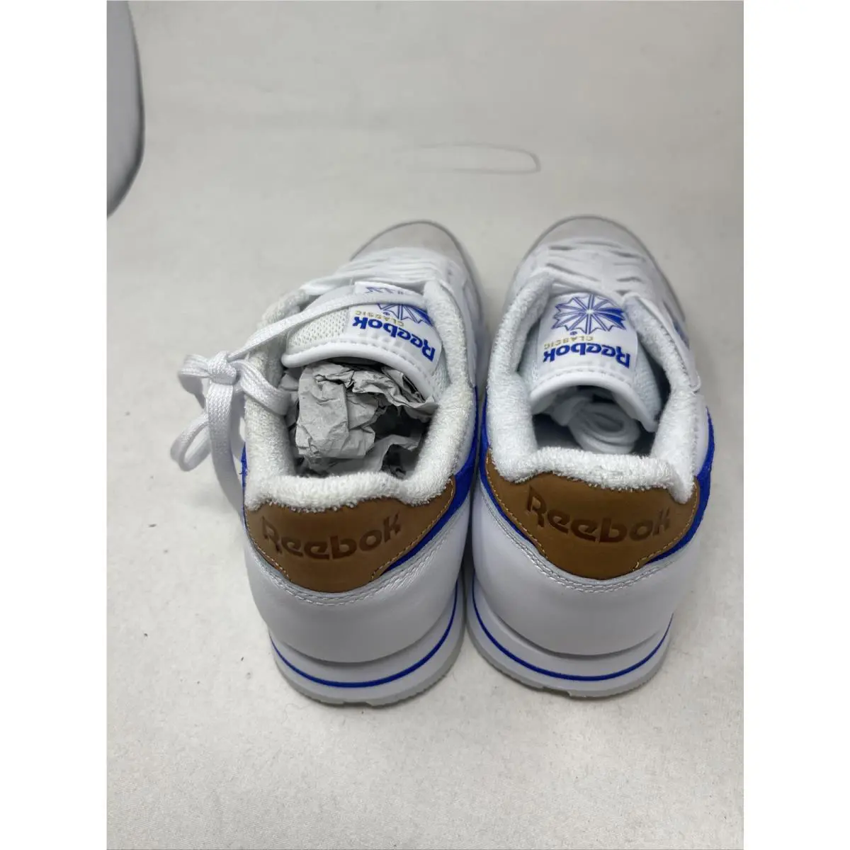 Reebok shoes - Reebok Cl - White 2