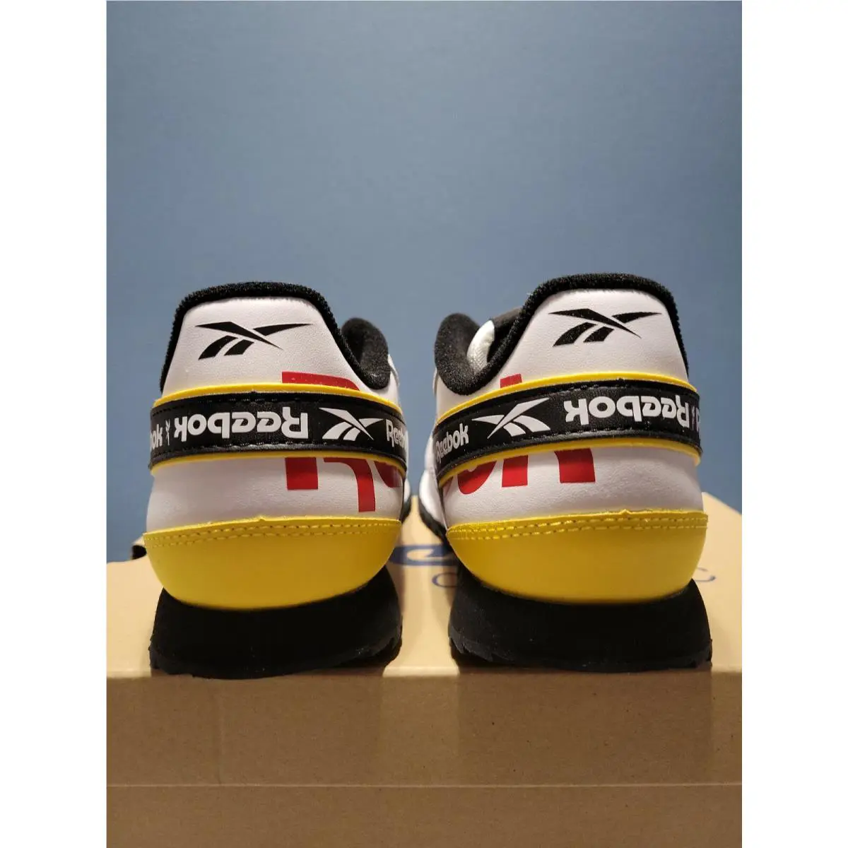 Reebok shoes - Sneakers Shoes - Sneakers Shoes - White (UPC: 192613403146) 2