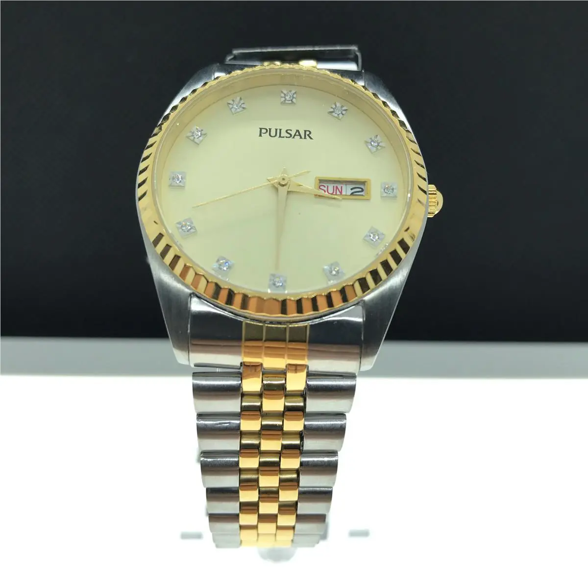 Pulsar Swarovski Crystal Dress Mens Watch PXF284