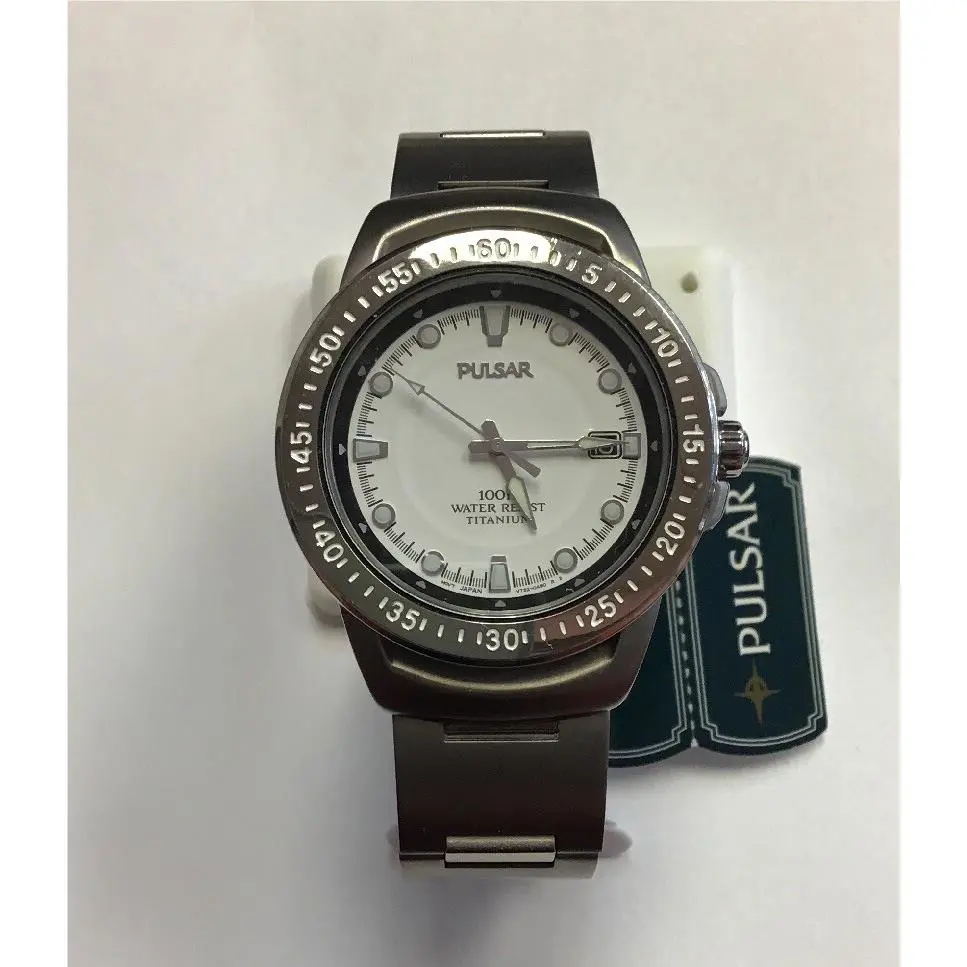 Pulsar Men`s Titanium 100M Quartz Watch PXE083