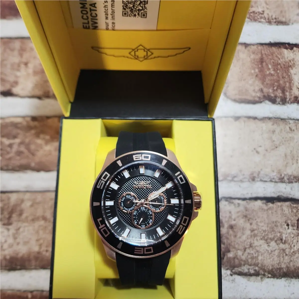 33934 Pro Diver Impact Man 50mm Stainless Steel Black Silicone by Invicta