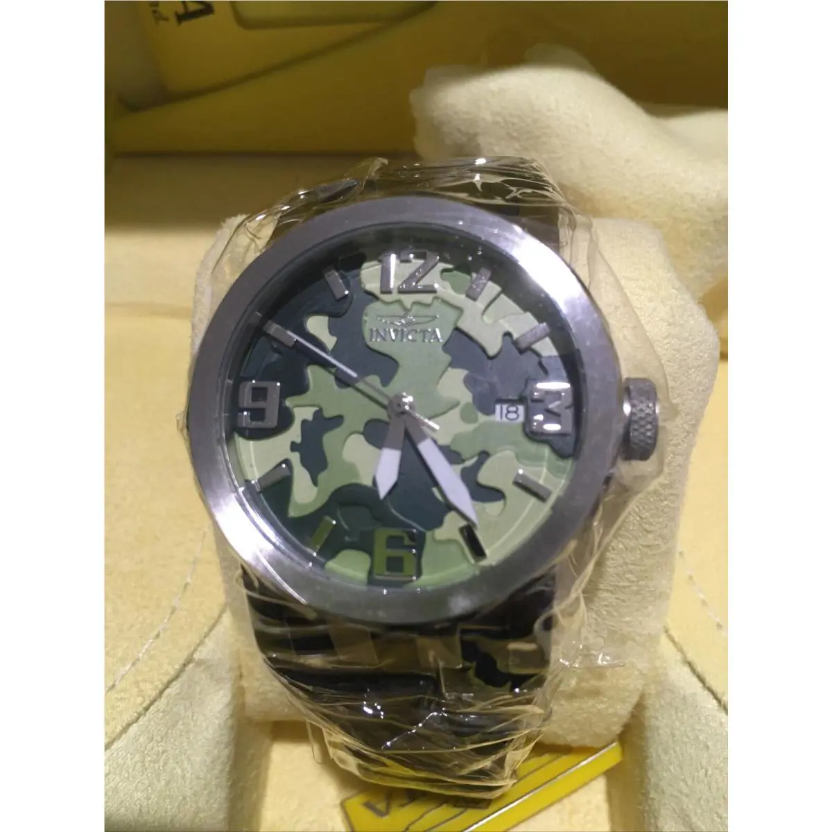 Invicta Womens Dna Green Camoflauge 10461