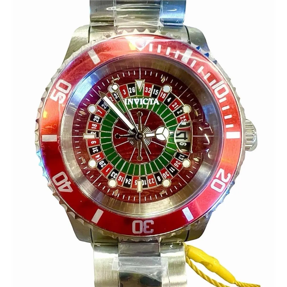 Invicta Pro Diver House of Cards Roulette Dial 40mm Men`s Watch Red Coin Bezel