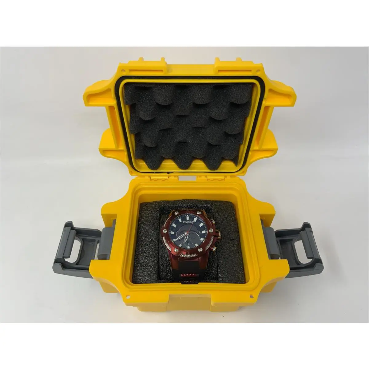 Invicta Star Wars Darth Vader Mens Limited Edition 0094/1977 Watch 41168 Red