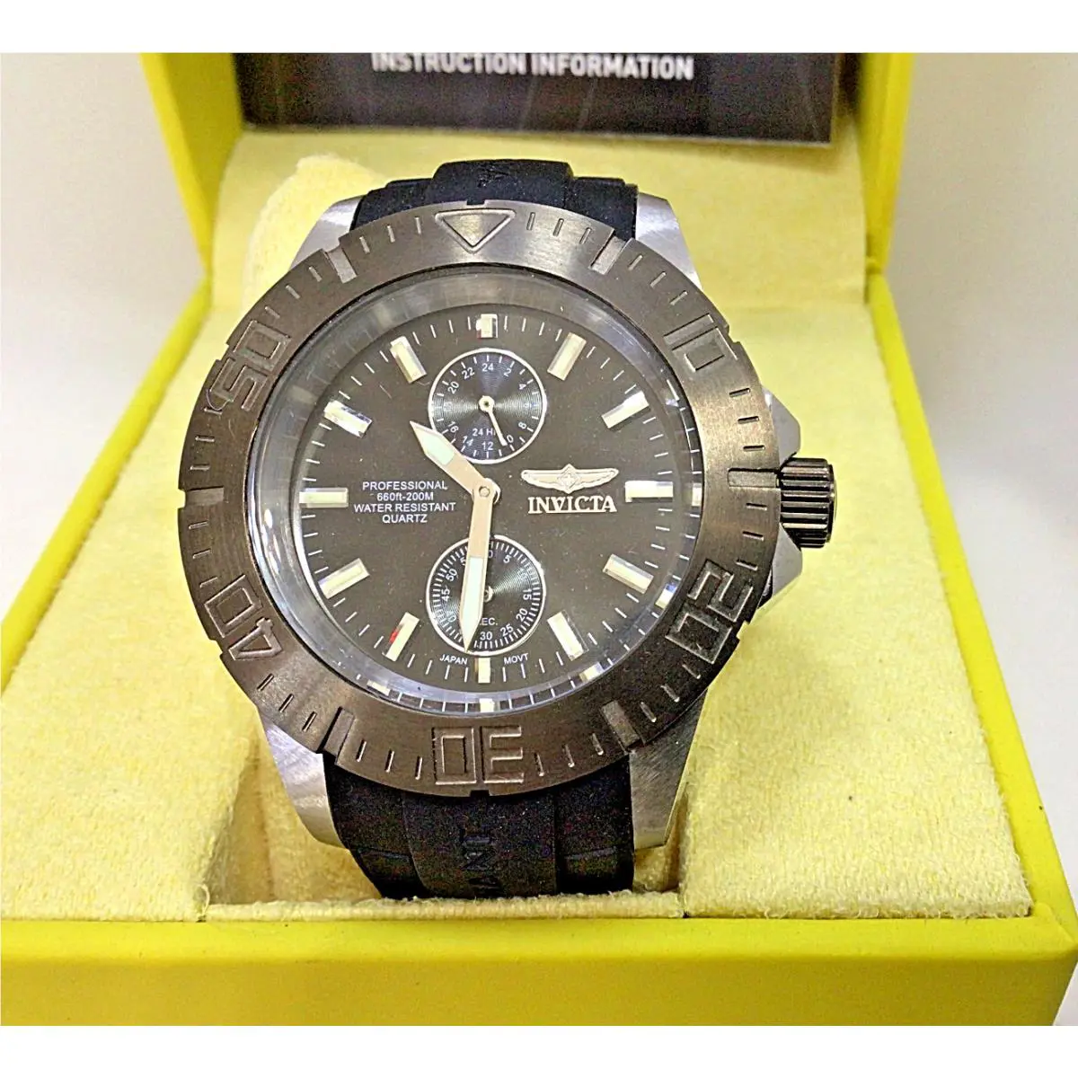 Invicta Model 14386 Water Resistent TO 200 Meters