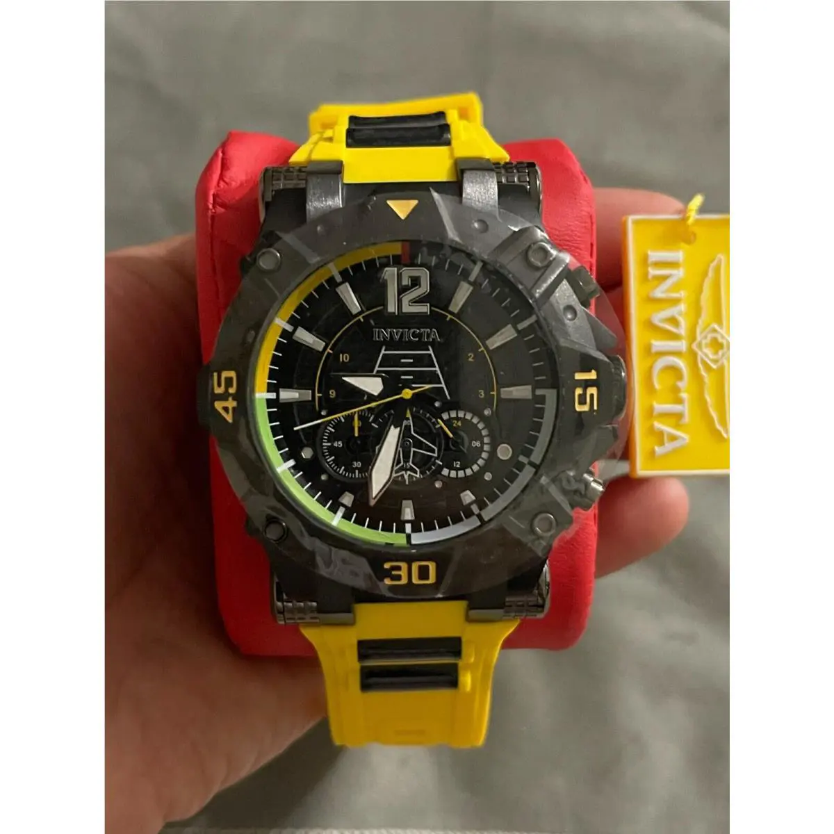 Invicta Aviator Men`s Watch 52mm Black Yellow Original/new 40162