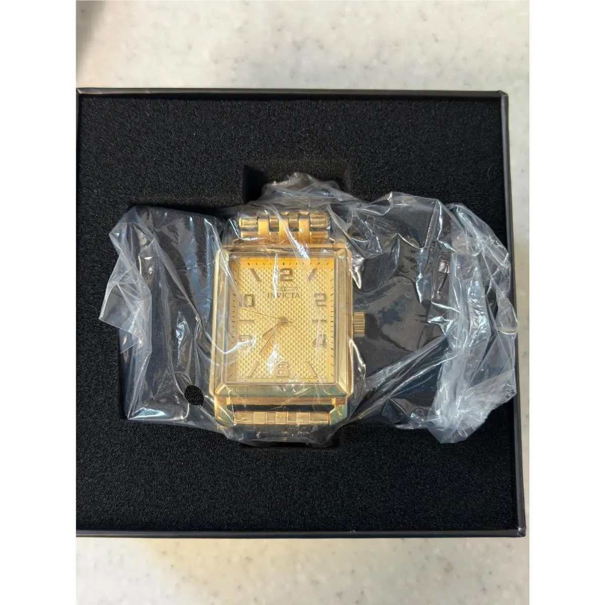 Invicta Vintage Men 33.5mm Stainless Steel Gold Gold Dial PC21 Quartz 46661