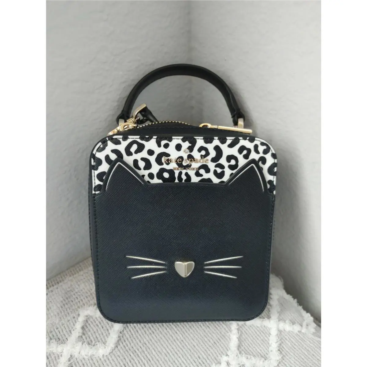 Kate Spade Daisy Vanity Crossbody Meow Cat Leather Bag Top Handle Purse