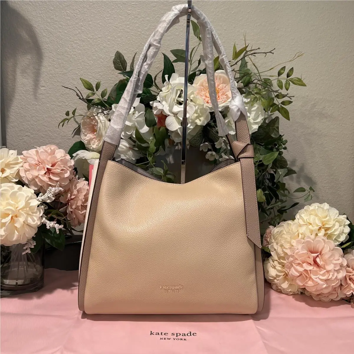 Kate Spade Pebble Leather Large Knott Shoulder Bag - Beige/chalk/bone