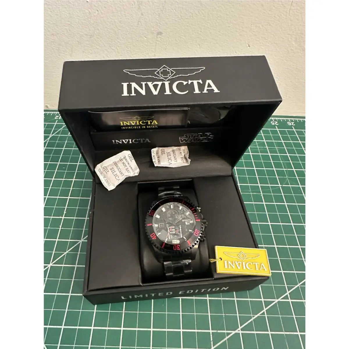 Invicta Star Wars Darth Vader Men Model 28061 - Men`s Watch Quartz