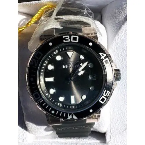 Invicta Watch 37299 Pro Diver 40 MM Stainless Steel Silicone Band