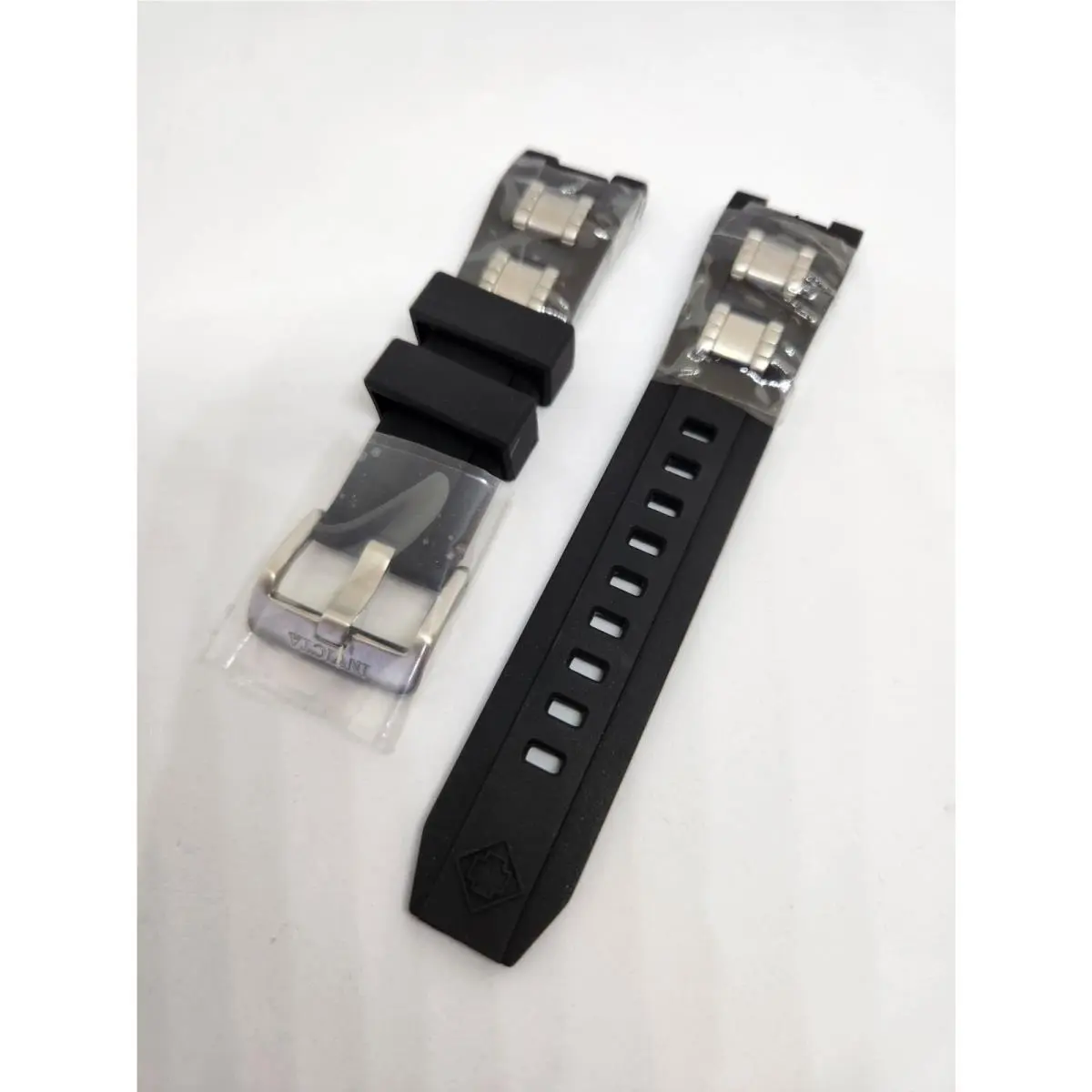Invicta Subaqua Noma I San 1 Black Rubber Strap with Stainless Steel Inserts