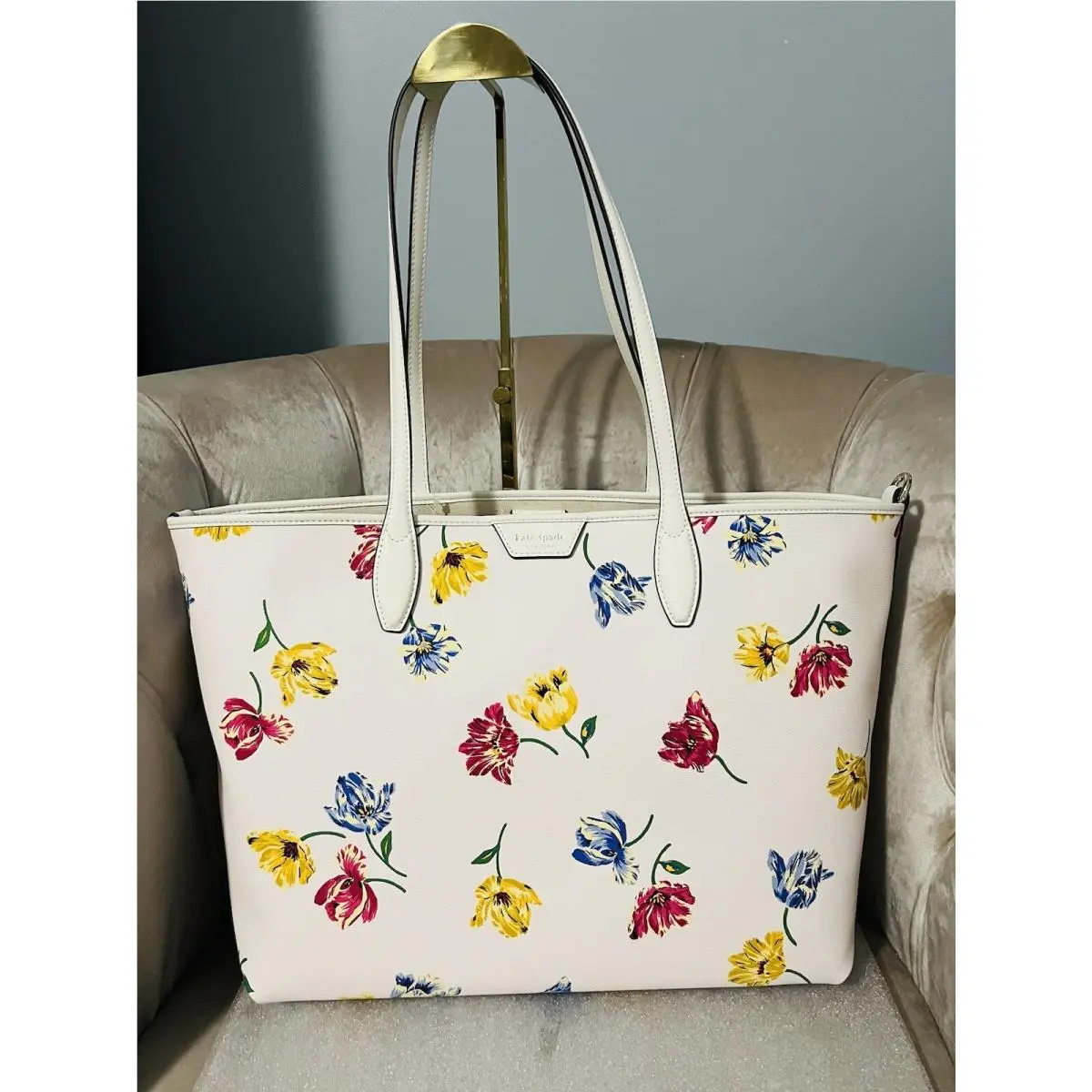 Kate Spade New York Sutton Tulip Medium Large Tote Bag Handbag Purse Floral
