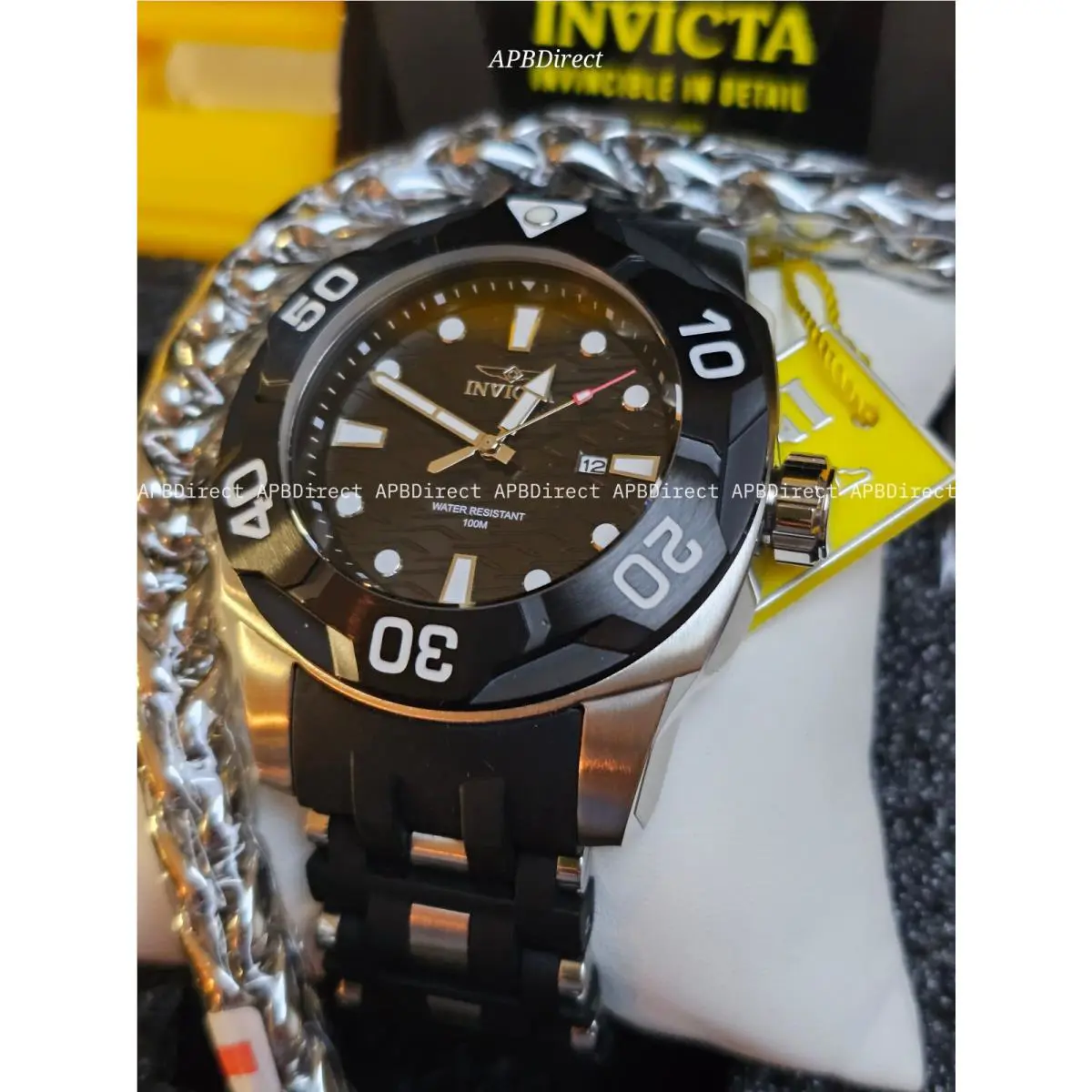 Invicta - Sea Spider - Lume Dial Bezel - Set w/ 8-Slot Dive Quartz Mens Watch