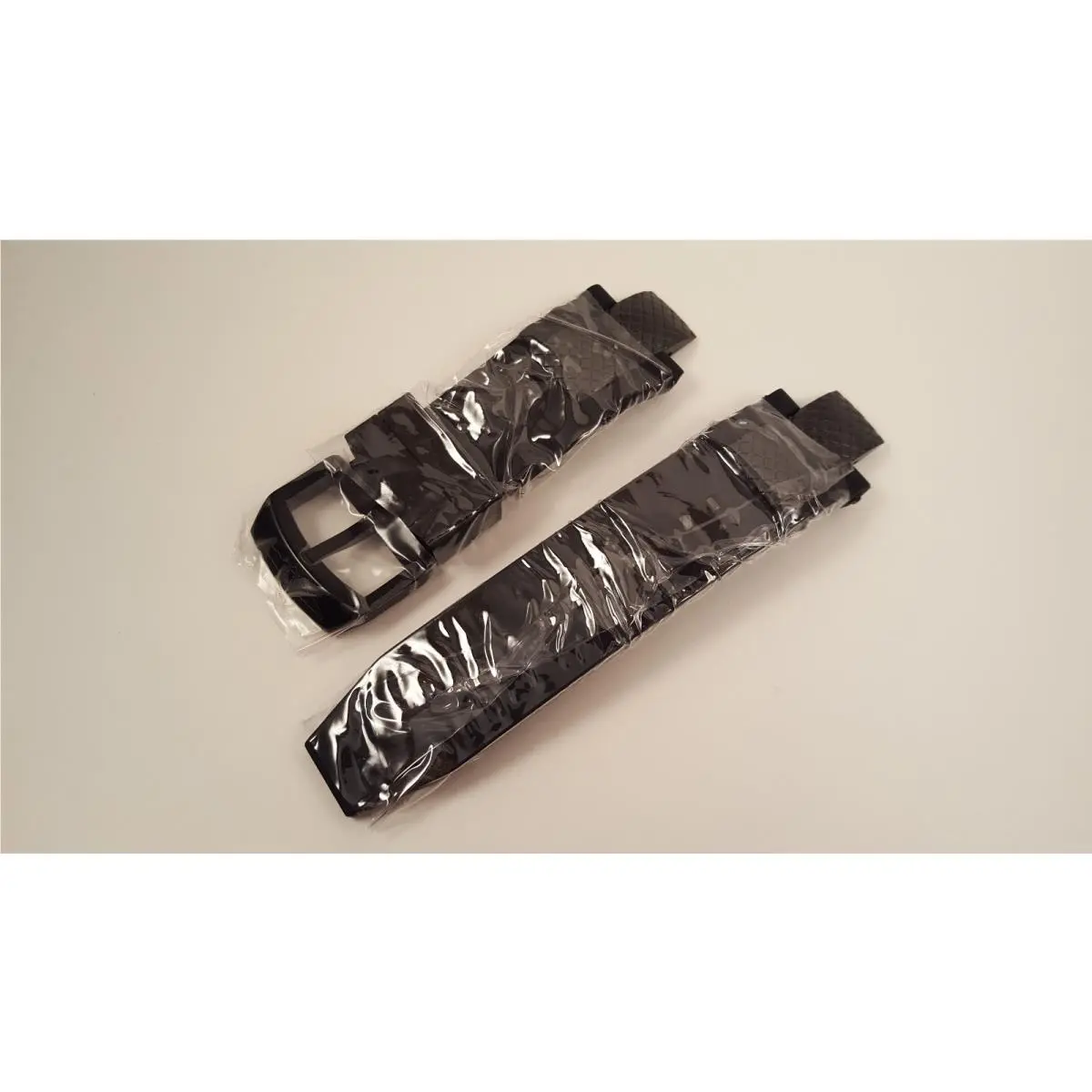 Invicta Subaqua Noma Iii Black Polyurethane Strap Band Black Inserts