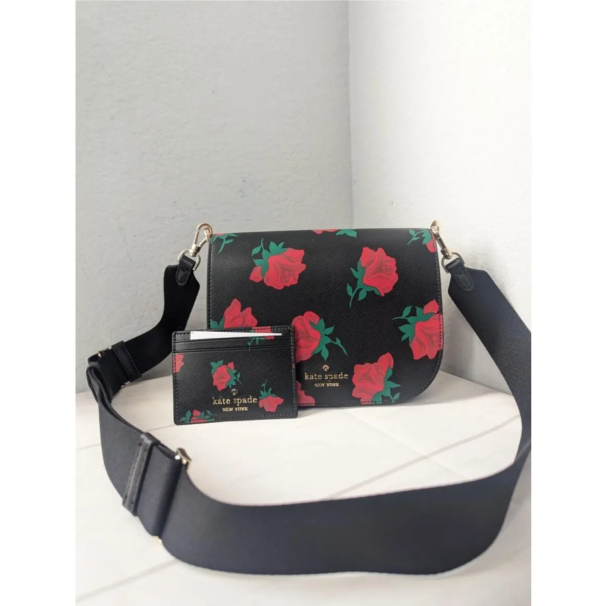 Kate Spade Madison Rose Toss Printed Saddle Bag Small Slim Card Holder
