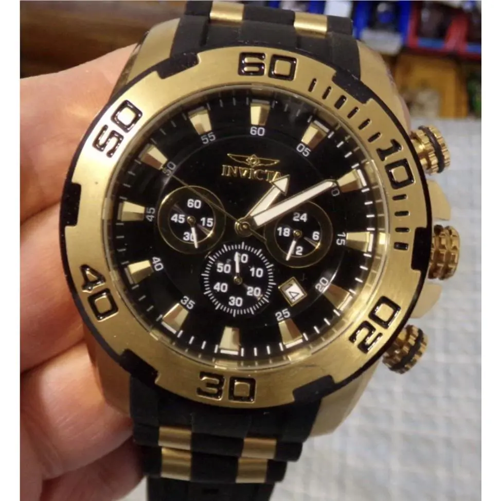 Invicta Men`s 22340 Pro Diver Quartz Chronograph Black Dial Watch