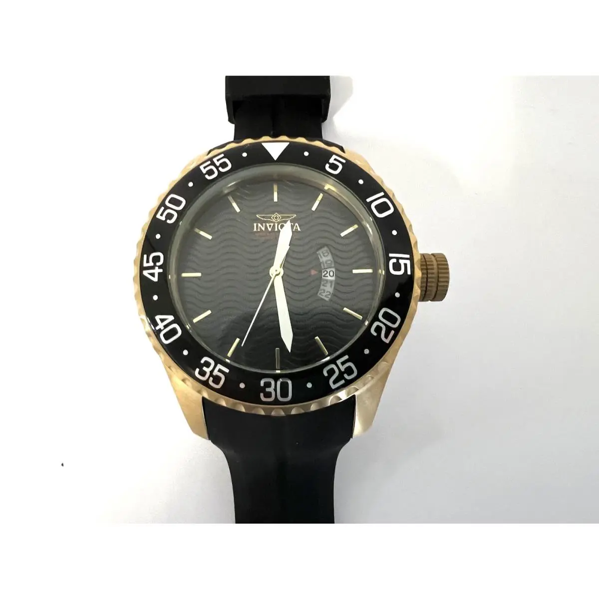 Invicta Ocean Voyage Limited Edition 236/ 3000 Men`s Quartz Diver Watch- 32660