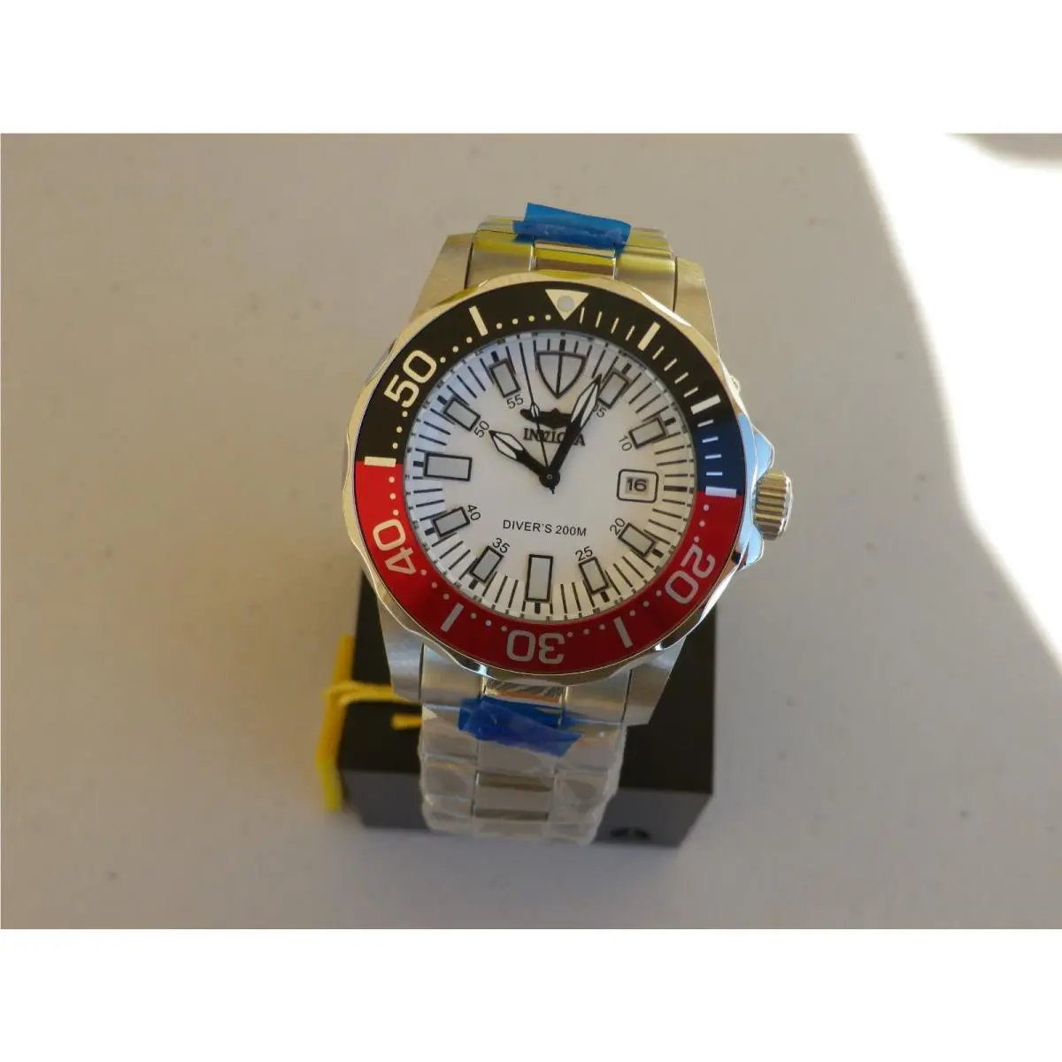 Invicta 15029 Men`s Pro Diver White Dial Red