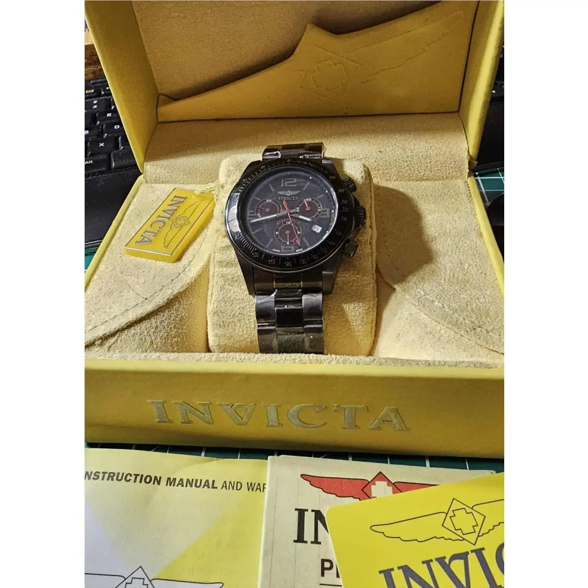 Invicta Speedway II Men`s Watch Model 4319 WR 200M Box Papers Battery Nos