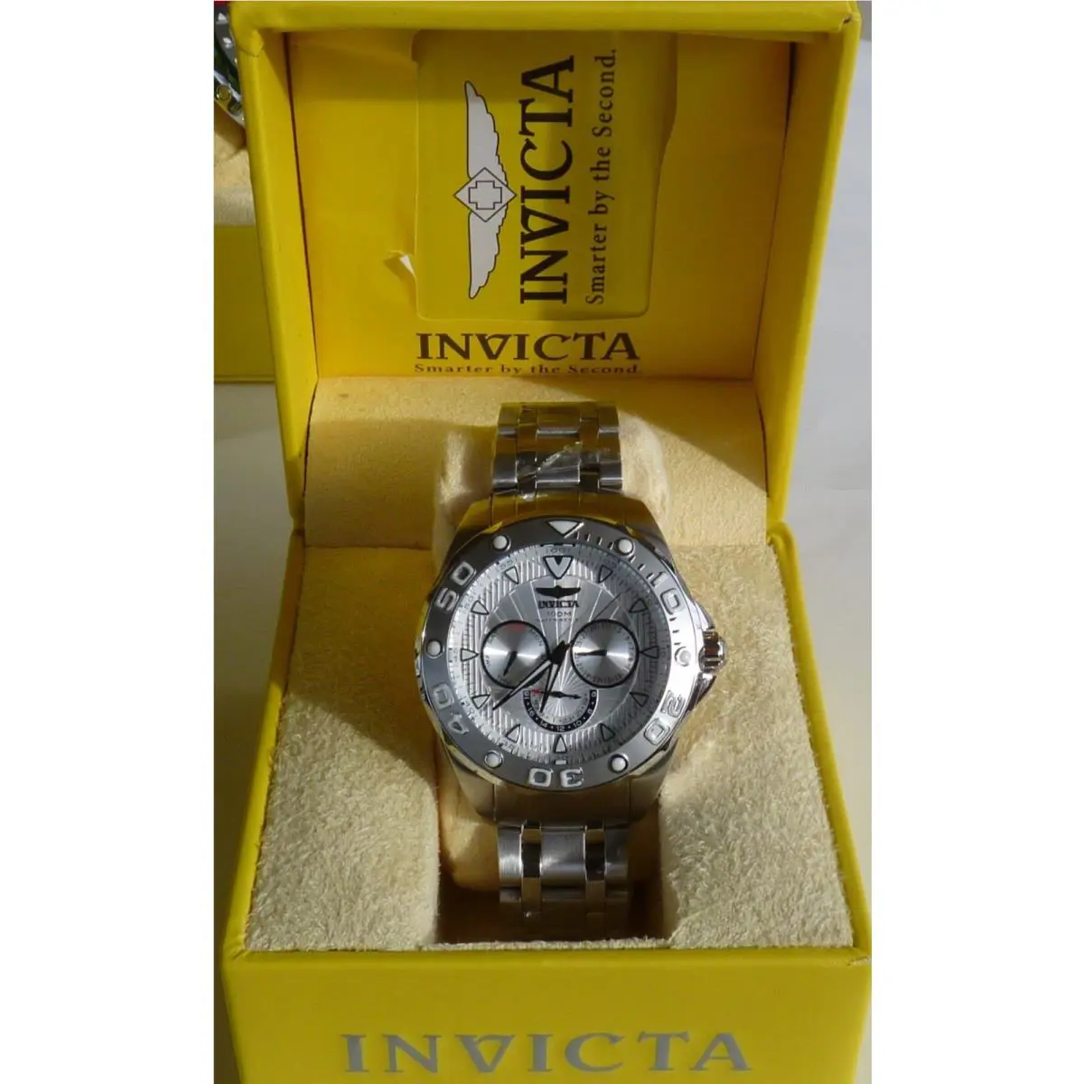 Invicta 12253 Pro Diver Gmt Quartz Movement Men’s Watch