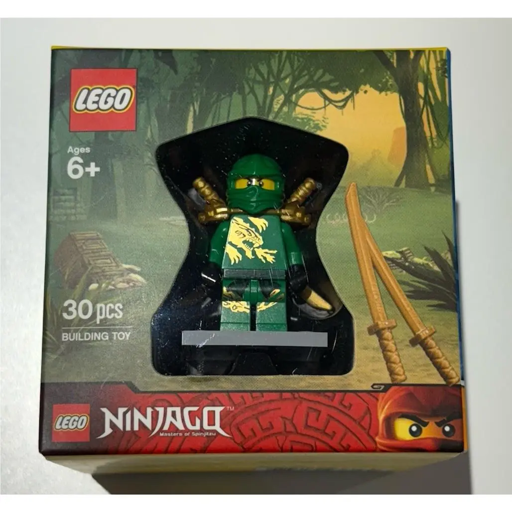 Lego 5004076 Target Minifigure Gift Set w. Lloyd DX Set