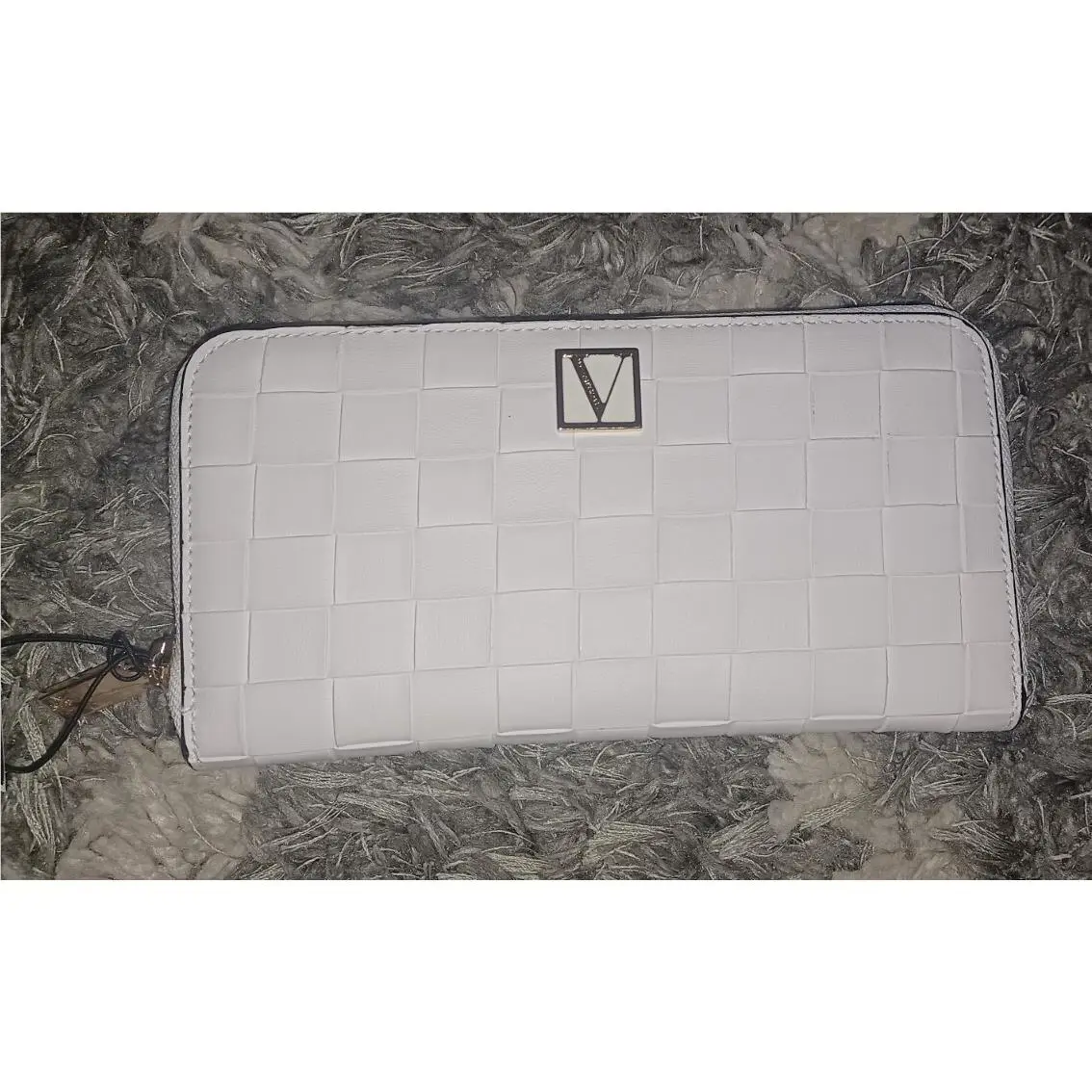 Victoria Secret Zip Around Puffer Wallet White Woven Logo