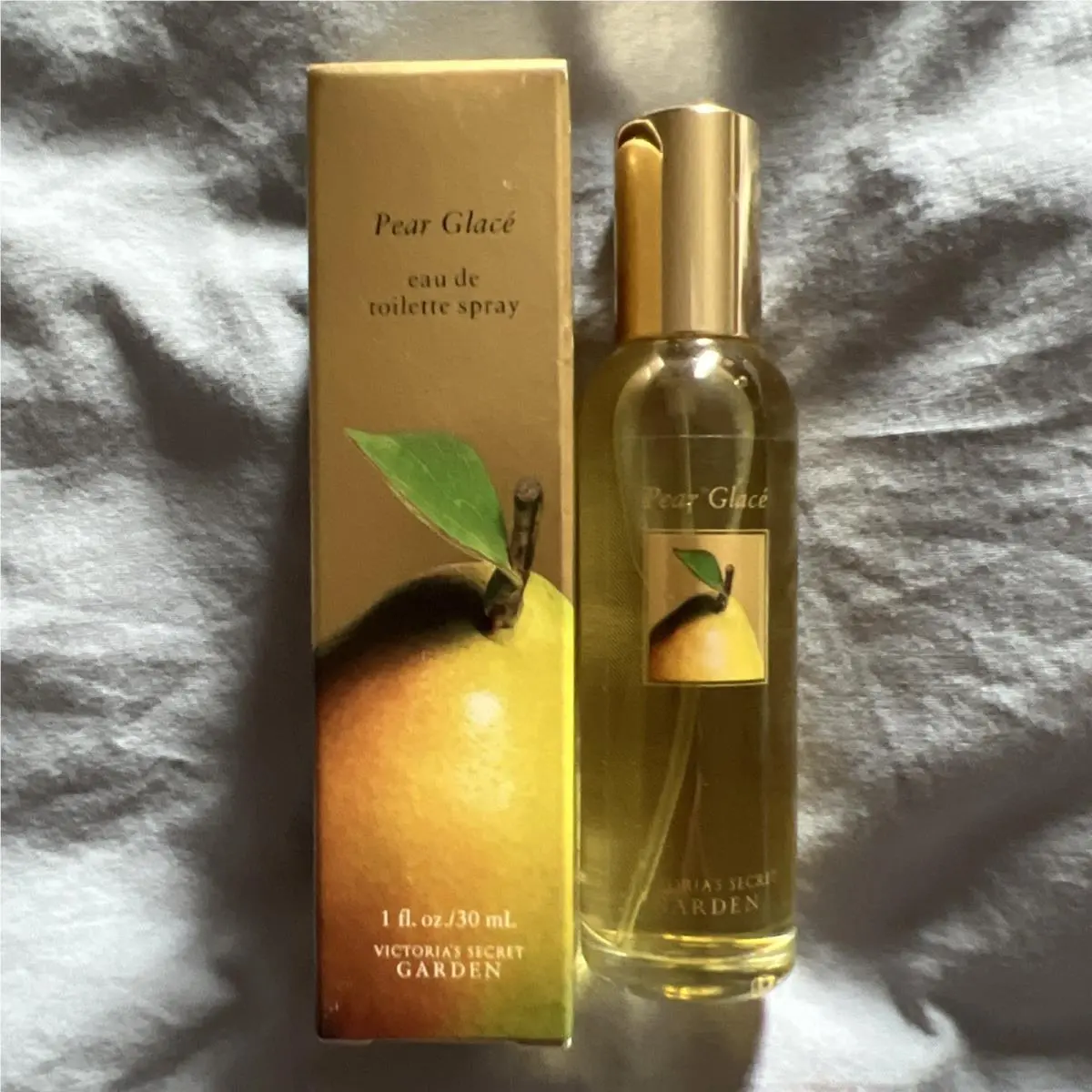Victoria`s Secret Garden Pear Glace Eau de Toilette Spray Edt Perfume 1 oz