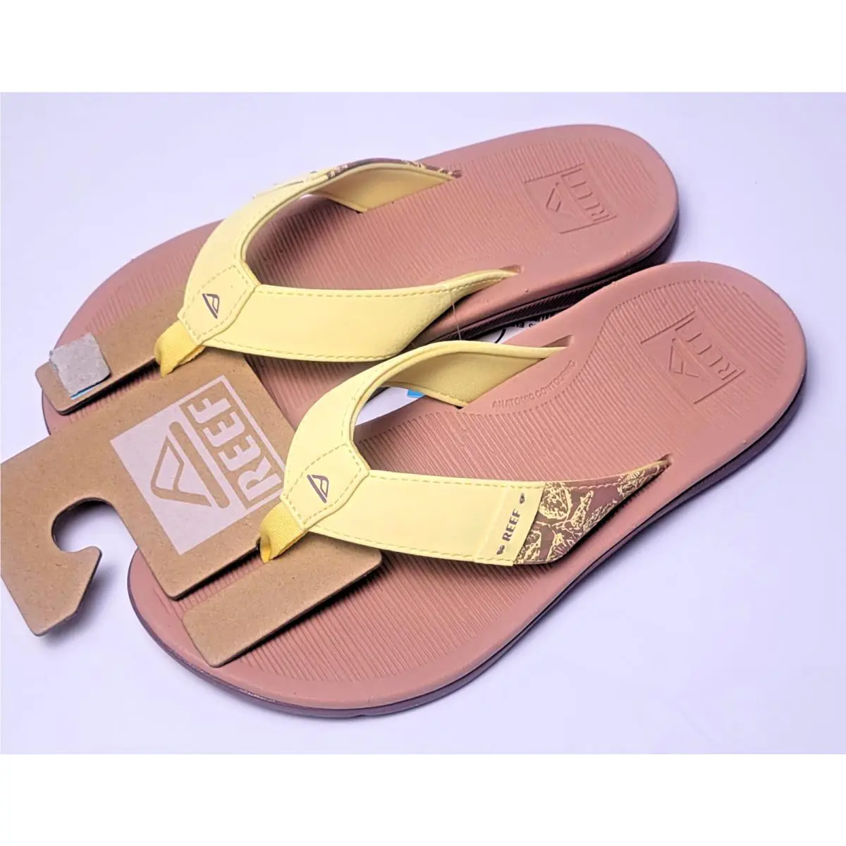 Reef Womens Santa Ana Pale Banana 6
