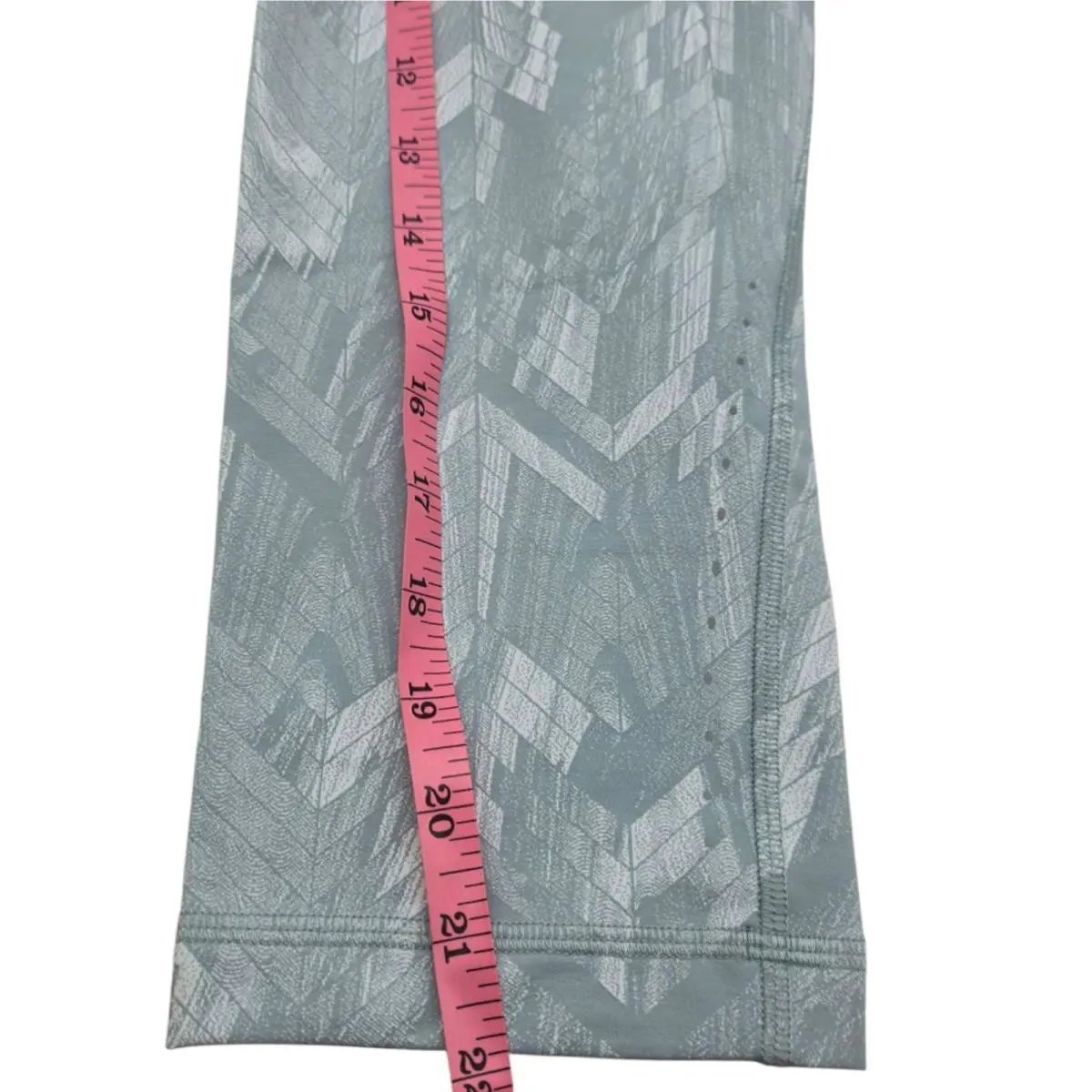 Lululemon clothing - REEJ 2