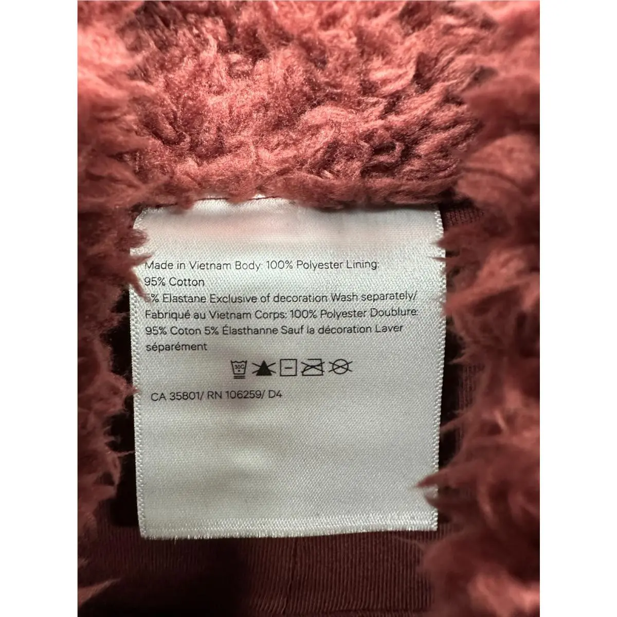 Lululemon clothing - Red 5