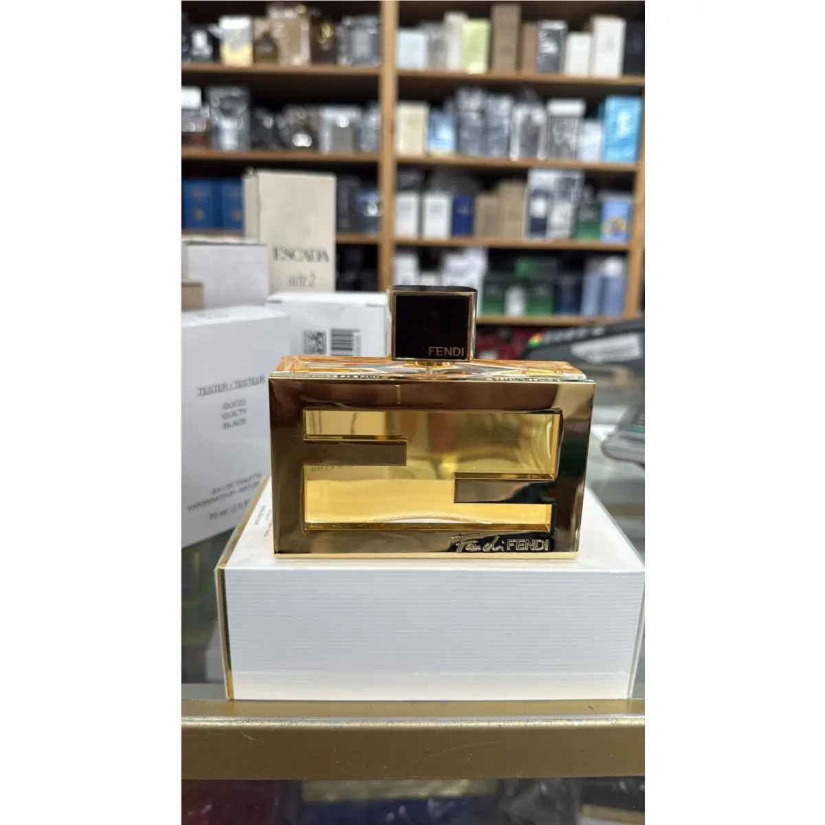 Fendi Fan Di Fendi Eau De Parfum Spray 2.5fl Oz with Tester Box