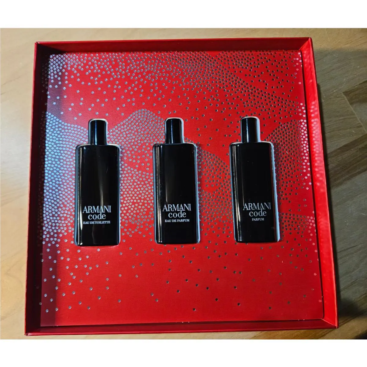 Giorgio Armani Beauty Men`s 3-Pc. Armani Code Fragrance Discovery Set J1-2