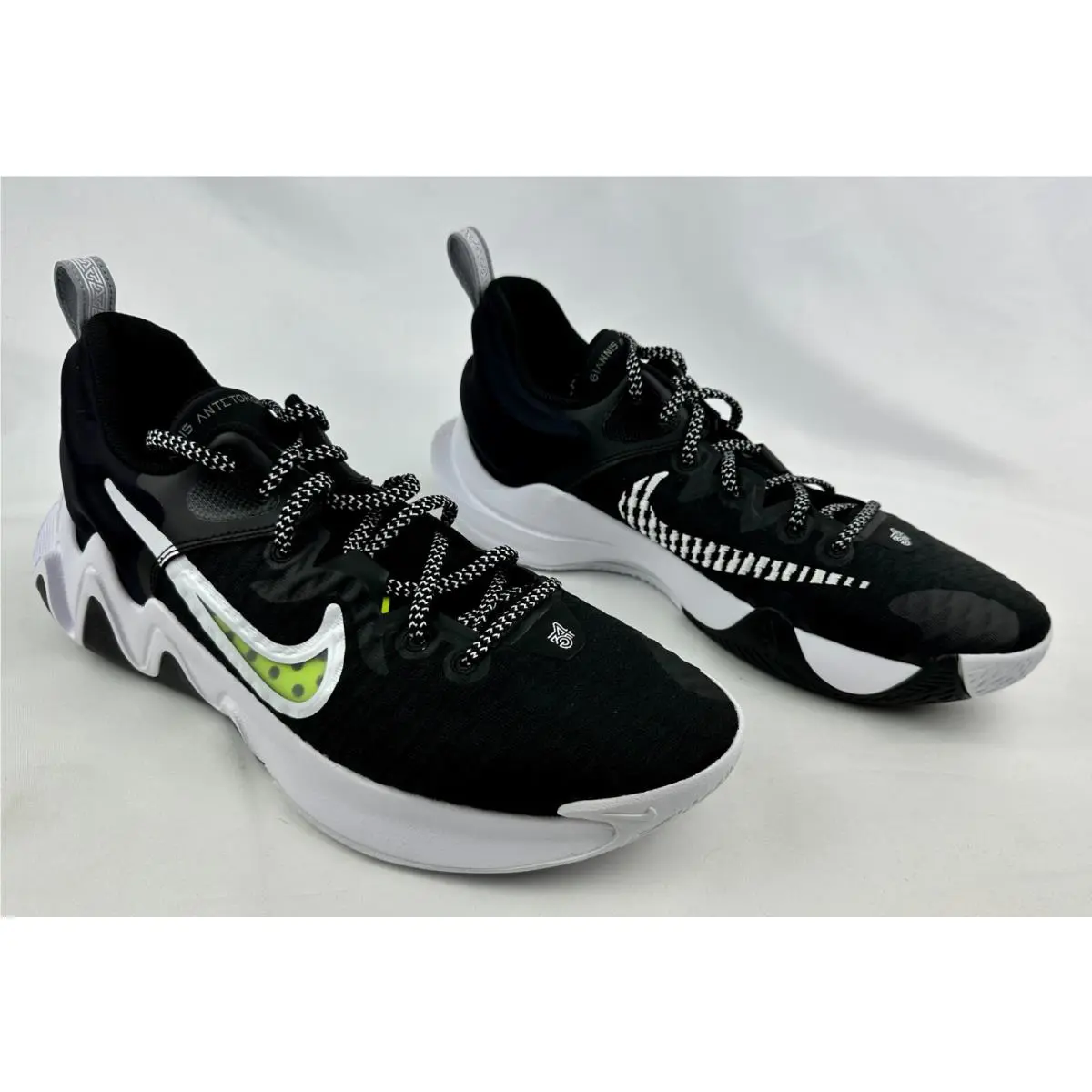 Nike shoes - Multicolor 1