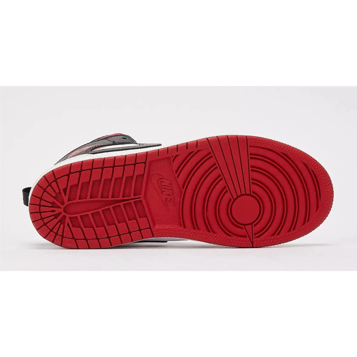 Nike shoes - Jordan 1 Mid - Mid - White/Black/Gym Red 3