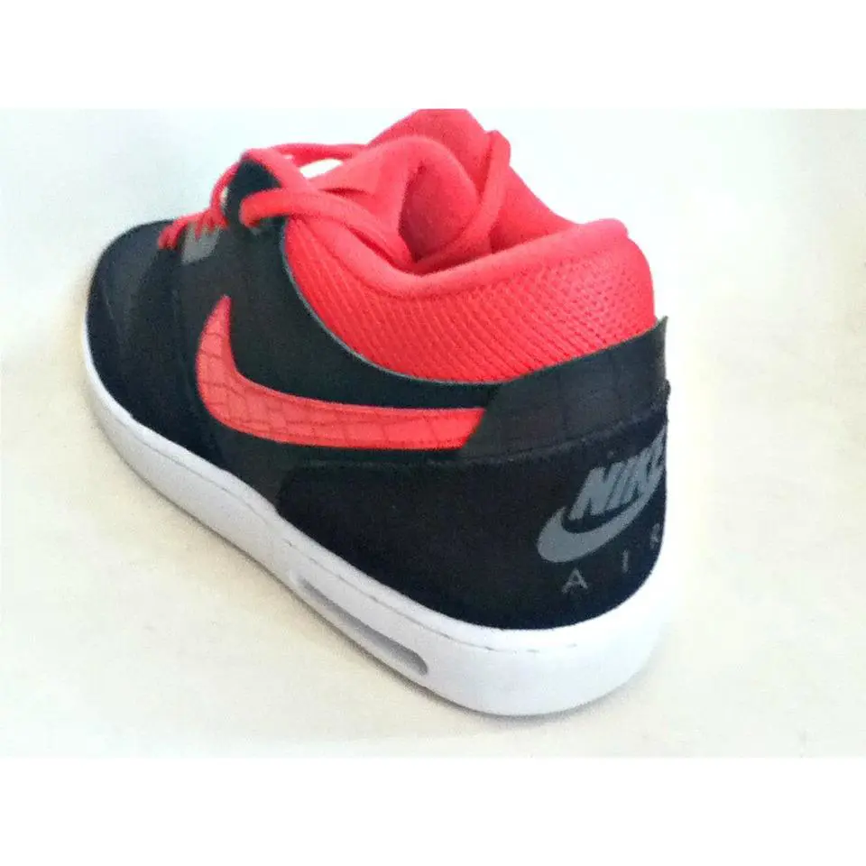Nike shoes - Black 1