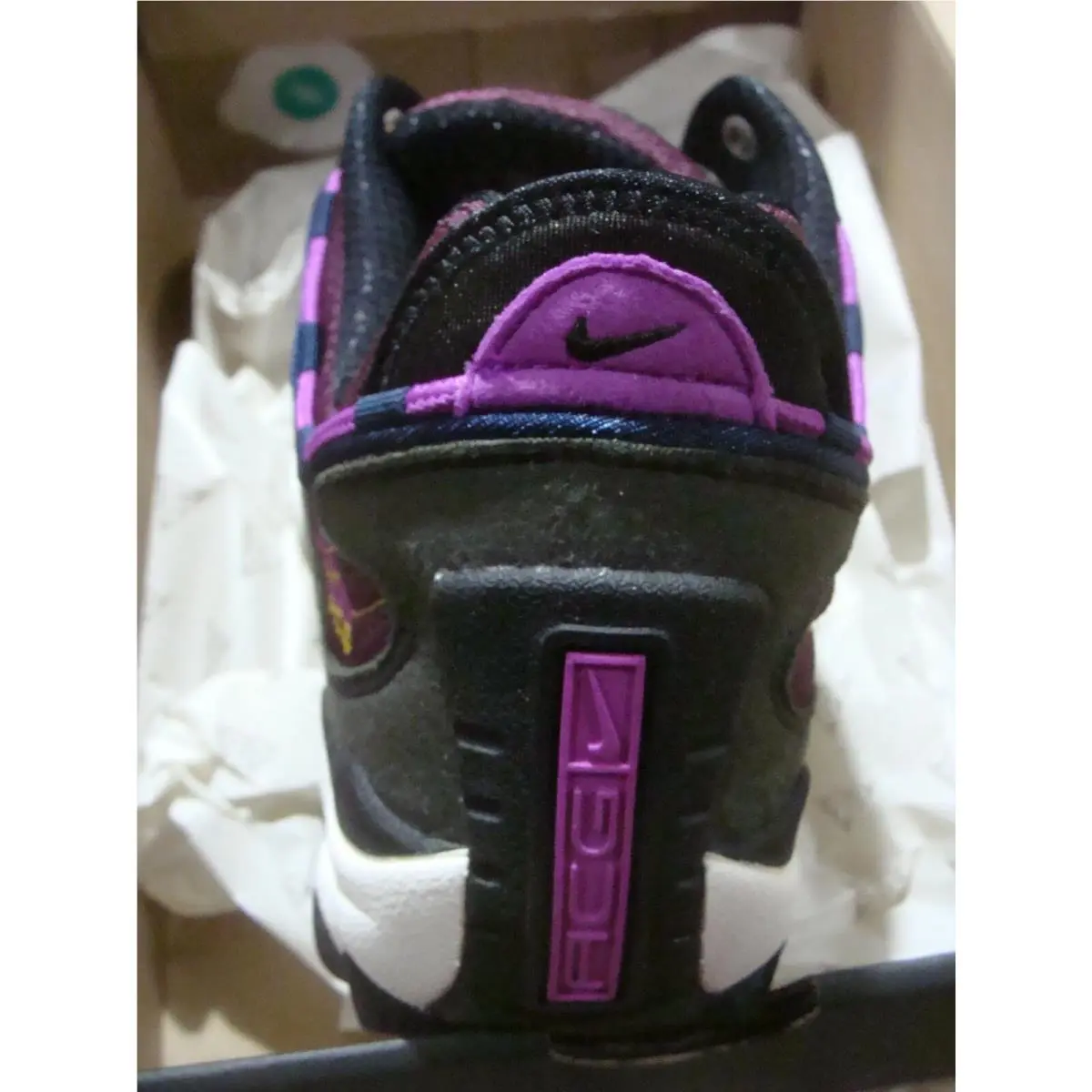 Nike shoes - SEQUOIA/VIVID PURPLE 9