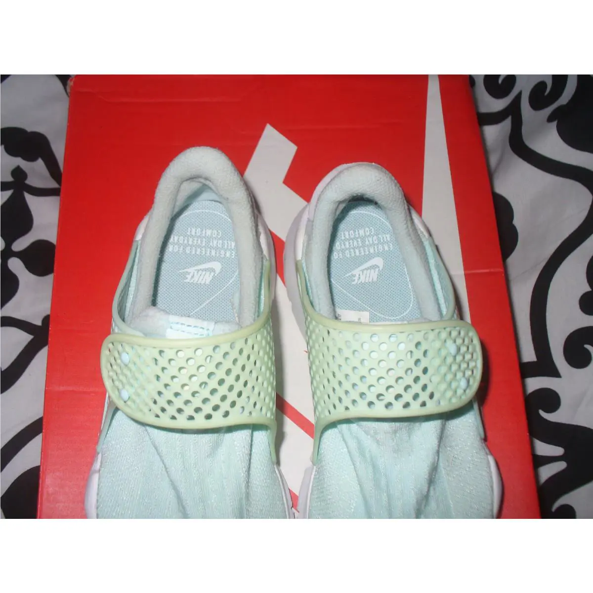 Nike shoes - Nike Sock Dart - Sock Dart - 848475-403 - Lime/White 0