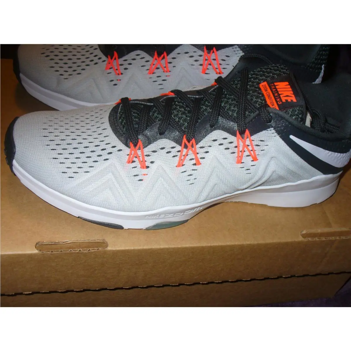 Nike shoes - Zoom Condition TR - Zoom Condition - 852472 - White/Pink/Black 3
