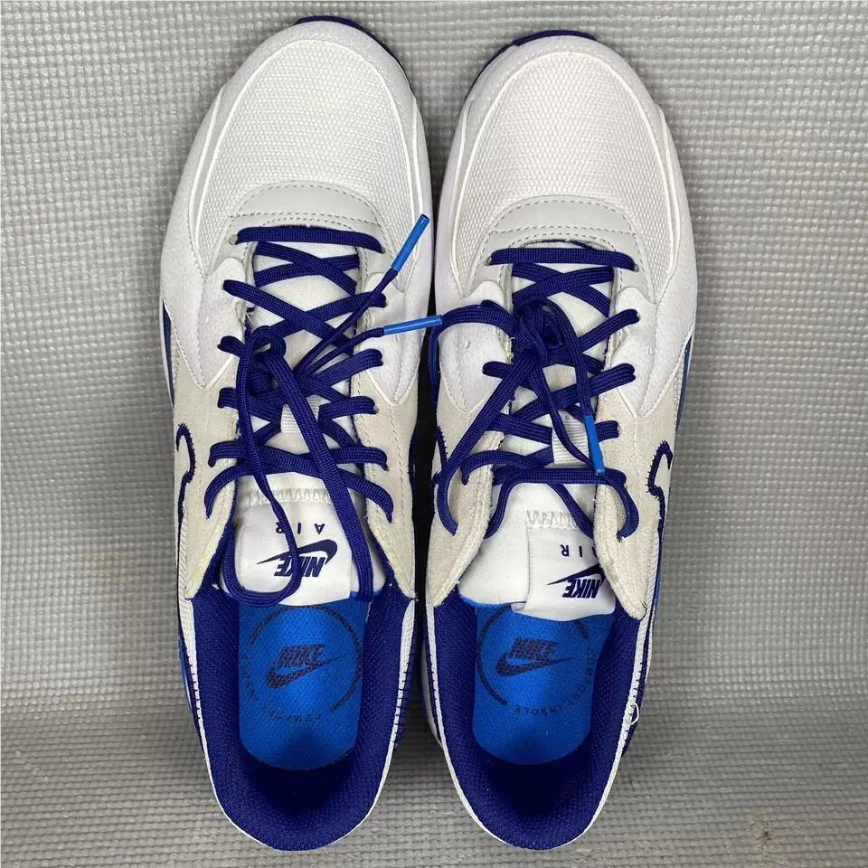 Nike shoes - White 16