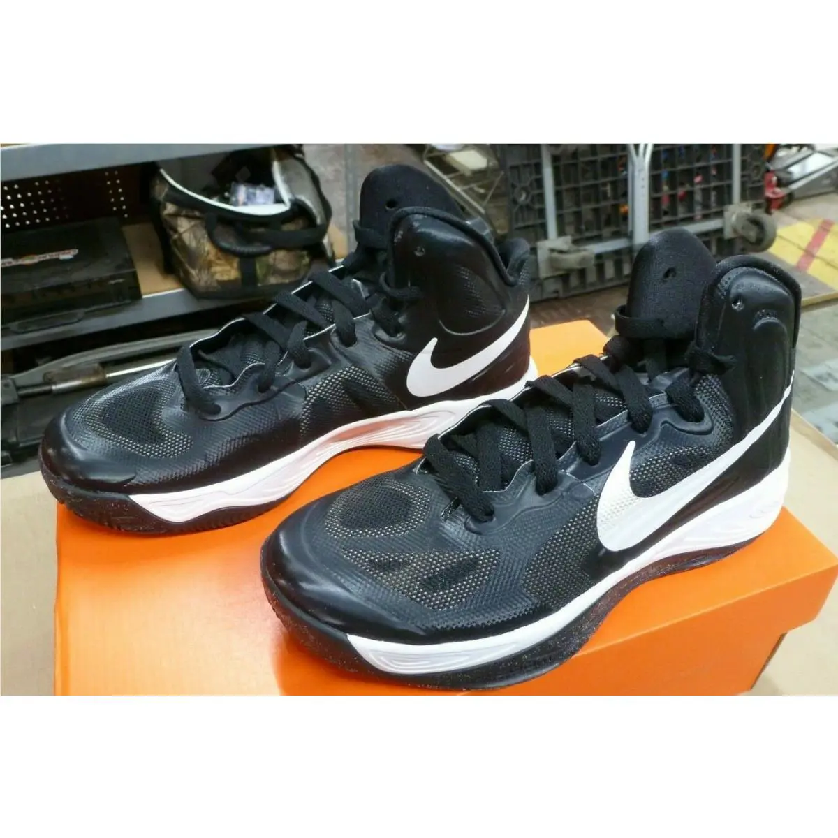Nike shoes - Black 2