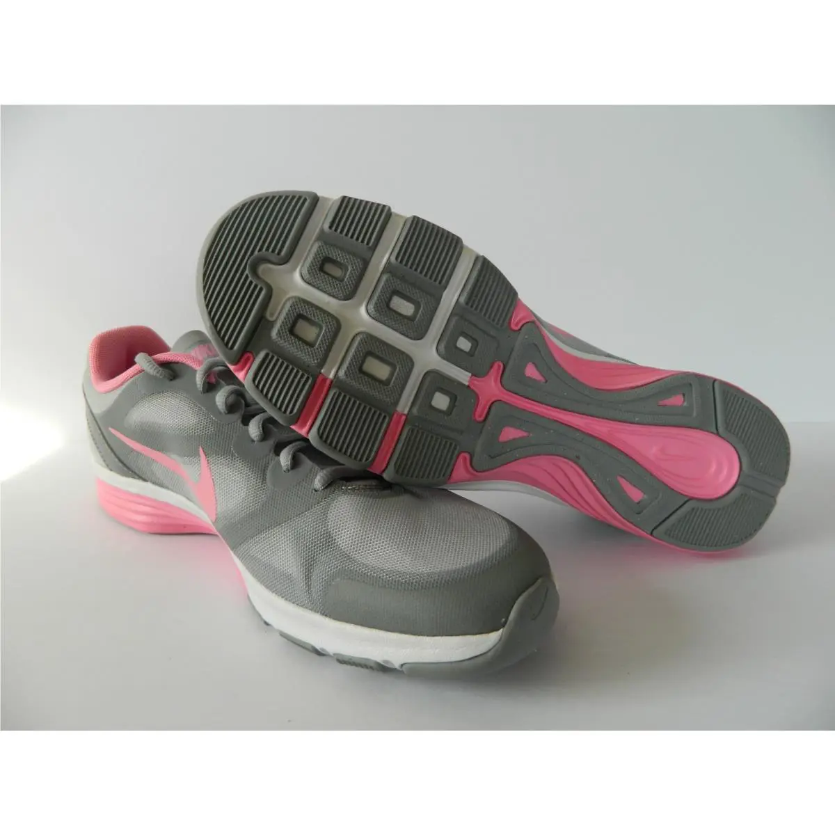 Nike shoes - Gray 2