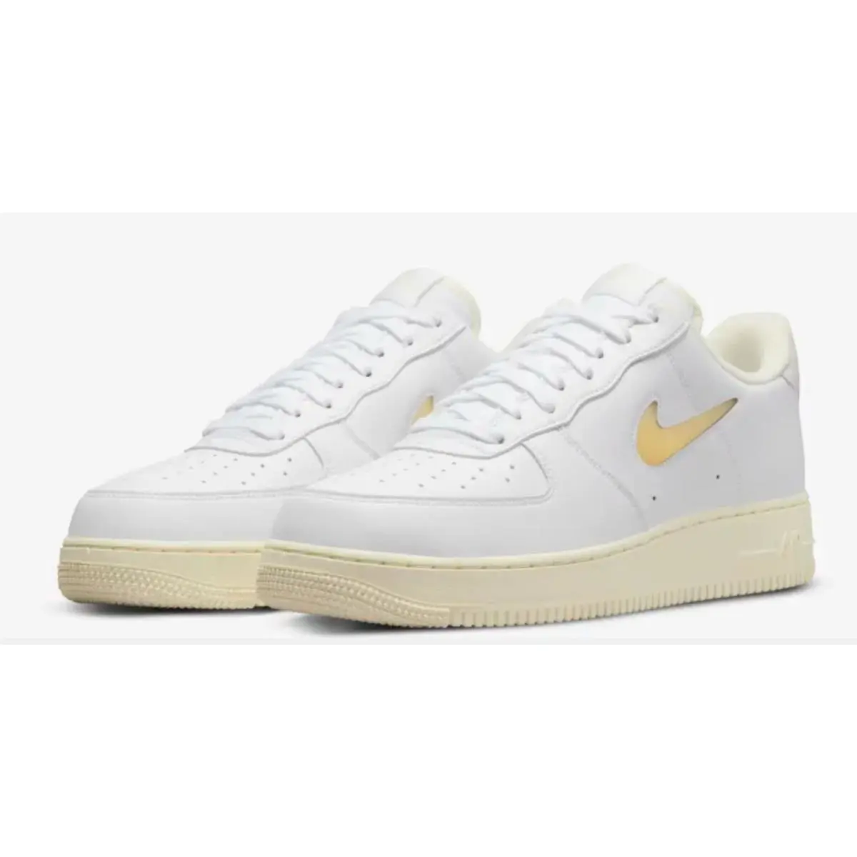 Nike shoes - Nike Air Force 1 `07 - DC8894 100 - White 1
