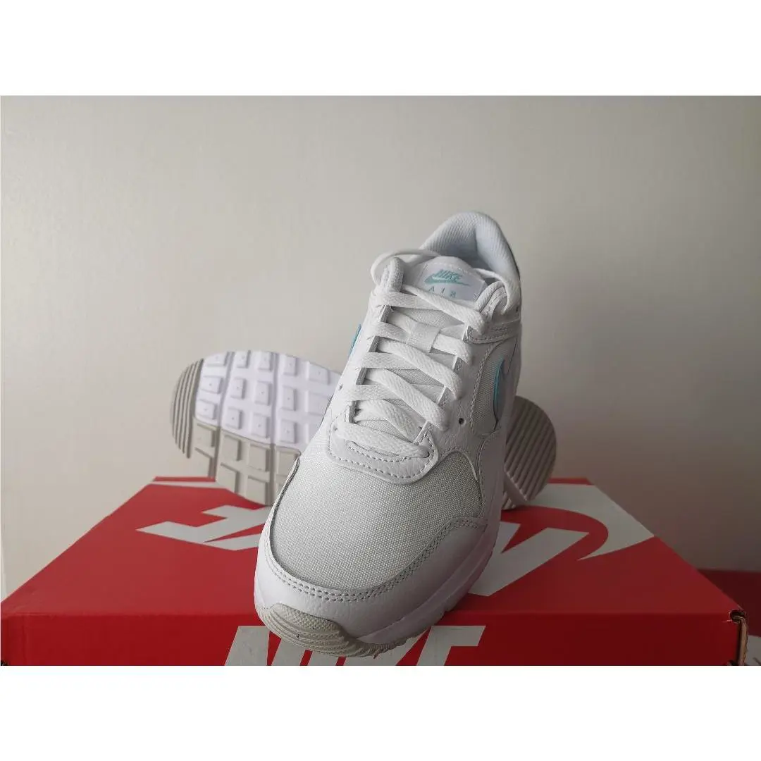 Nike shoes - White 0