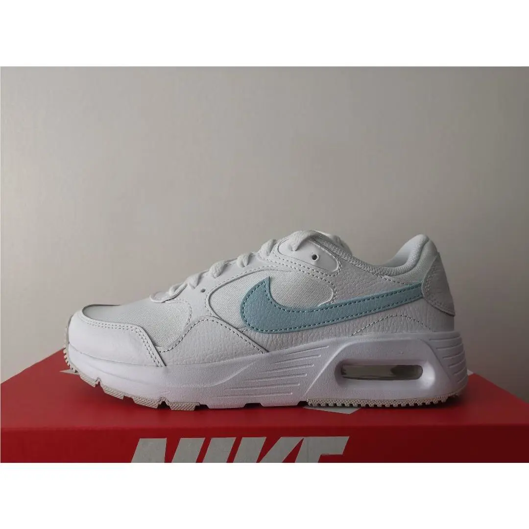 Nike shoes - White 1