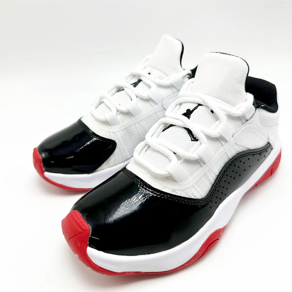 Nike shoes - Air Jordan 11 - Air - Black 0